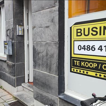 Mooi Slaapkamer! Proper En Compact Place Voor 3 Antwerp Luaran gambar